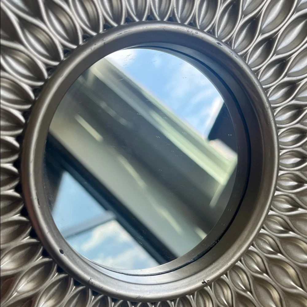 Decorative Silver Sunburst Wall Mirror Set of 4 — Home Wall Decor